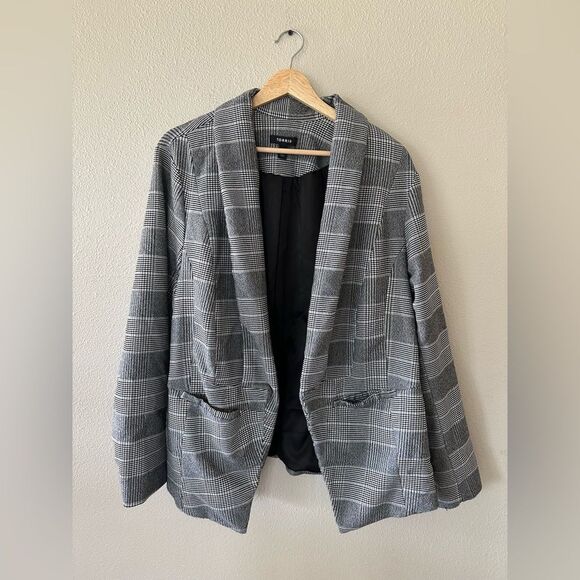 Torrid Black Grey Plaid Houndstooth Cutaway Stretch Blazer Size 3X - Picture 2 of 6
